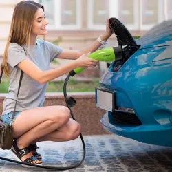 Ładowarka Qoltec do samochodu elektrycznego EV 2 w 1 | PartsPC.pl