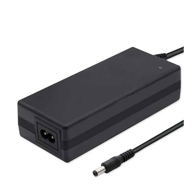 Ładowarka Qoltec do baterii roweru elektrycznego 36V | | PartsPC.pl