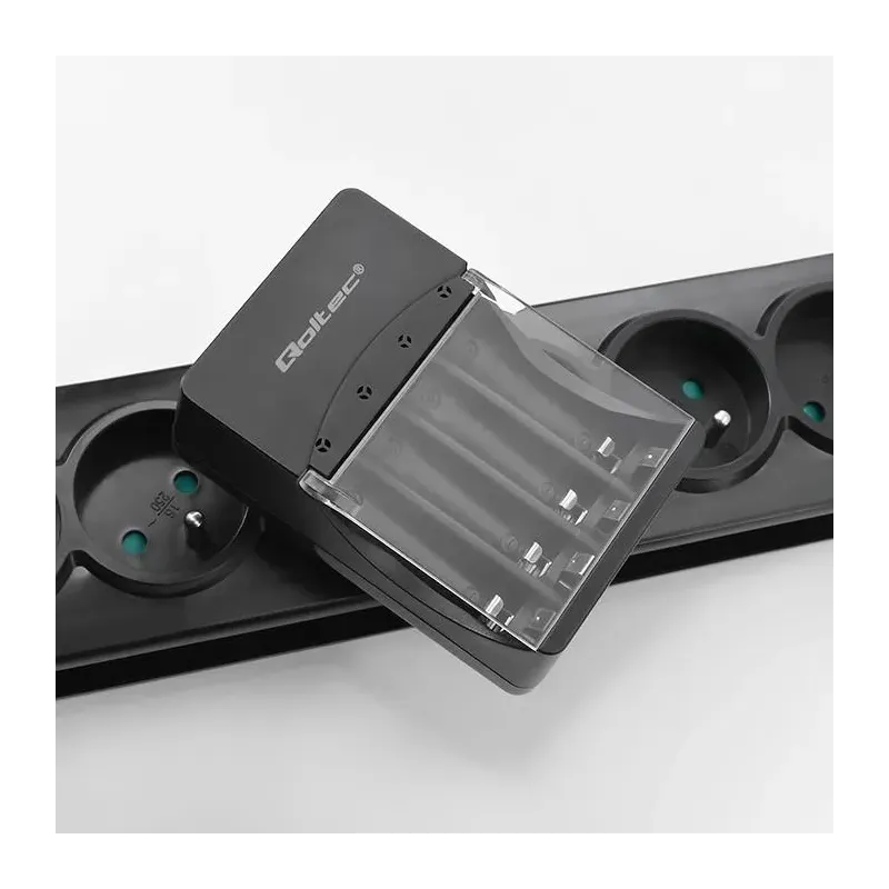 Ładowarka Qoltec do akumulatorków Ni-MH typu R03 AAA R6 | PartsPC.pl