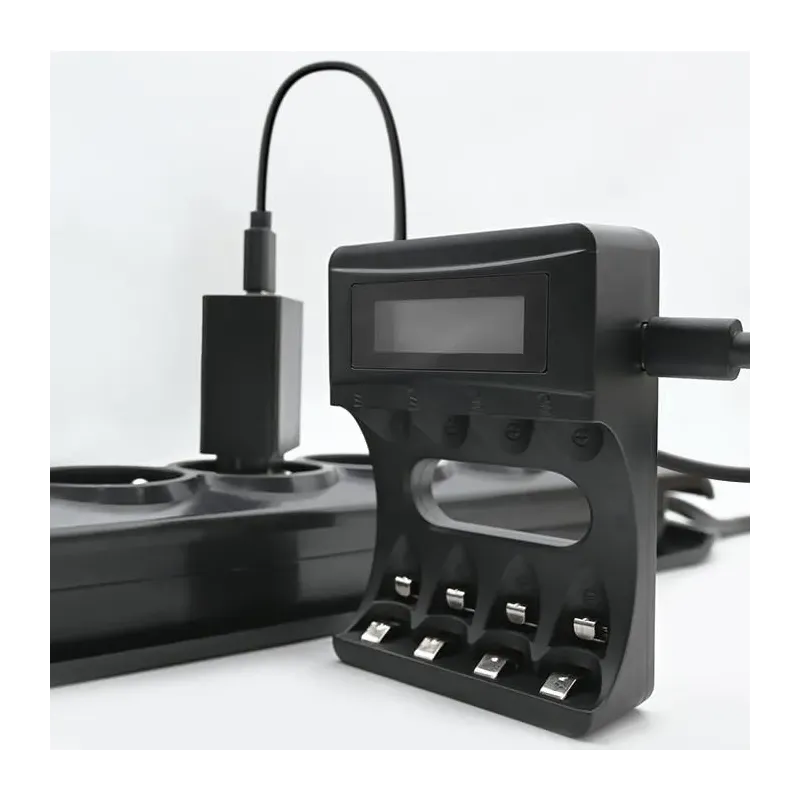 Ładowarka Qoltec do akumulatorków Ni-MH typu R03 AAA R6 | PartsPC.pl