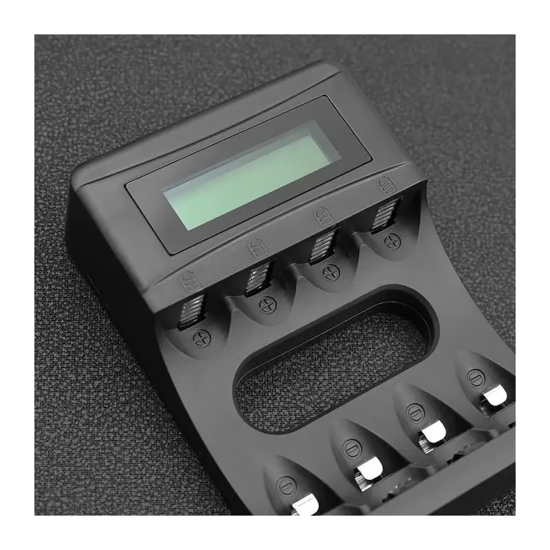 Ładowarka Qoltec do akumulatorków Ni-MH typu R03 AAA R6 | PartsPC.pl