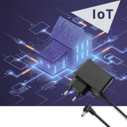 Zasilacz wtyczkowy Qoltec 10.5W | 5V | 2.1A | 3.5*1.35 | PartsPC.pl