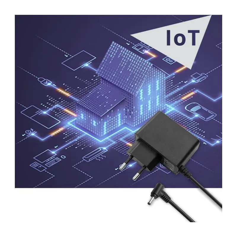 Zasilacz wtyczkowy Qoltec 10.5W | 5V | 2.1A | 3.5*1.35 | PartsPC.pl