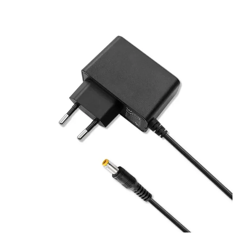 Zasilacz sieciowy Qoltec wtyczkowy 9W | 9V | 1A | 5.5*2.5 | PartsPC.pl