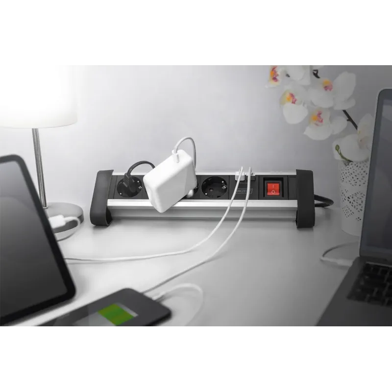 Listwa zasilająca DIGITUS biurowa 45° 4 gniazdowa 2xUSB | PartsPC.pl