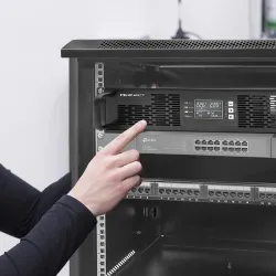 Zasilacz awaryjny UPS Qoltec do RACK | 2kVA | 2000W | | PartsPC.pl