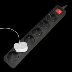 Listwa zasilająca LogiLink LPS202B 6 gniazd ON/OFF 1,5m | PartsPC.pl