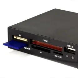 Czytnik kart ALL-IN-ONE wewnętrzny CR0012 LogiLink 3,5" | PartsPC.pl