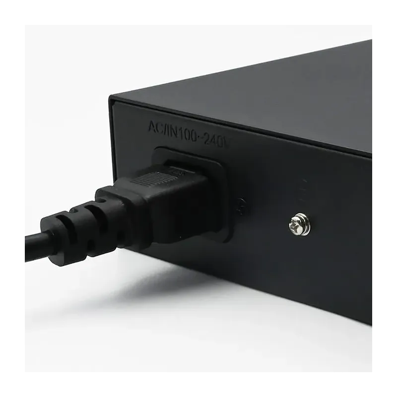 Switch niezarządzalny Qoltec przełącznik sieciowy Fast | PartsPC.pl