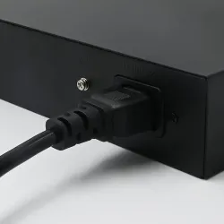 Switch niezarządzalny Qoltec przełącznik sieciowy Fast | PartsPC.pl