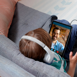 Belkin Bezprzewodowe słuchawki nauszne dla dzieci, białe | PartsPC.pl